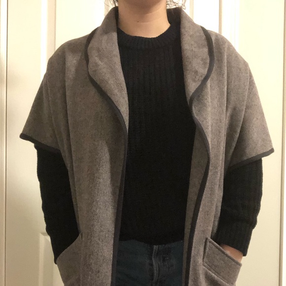 Aritzia Wool 3/4 sleeve jacket - Picture 3 of 3